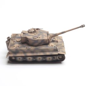 Alternative view of TIGER I Germania 1945