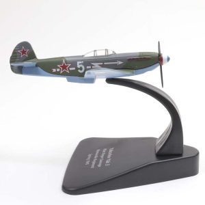 Alternative view of YAK 3