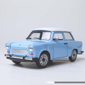 Alternative view of TRABANT 601