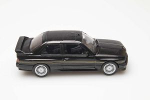 Alternative view of ALPINA E30 B6