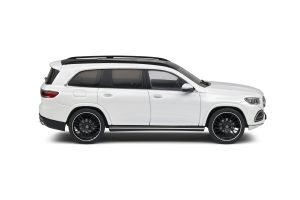 Alternative view of MERCEDES GLS WHITE