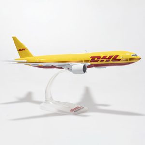 Alternative view of BOEING B777-200 DHL