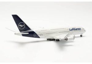 Lufthansa Airbus A380 - D-AIMK - Image 3