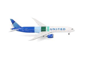 United Airlines Boeing 787-9 Dreamliner "The Future is SAF" - N24988 - Image 4