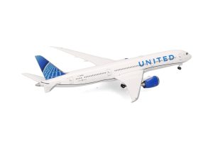 Alternative view of United Airlines Boeing 787-9 Dreamliner - N25982