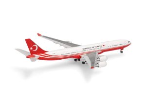 Alternative view of Turkey Government Airbus A340-500 - TC-CAN