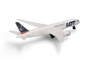 Alternative view of POLISH AIRLINE LOT
